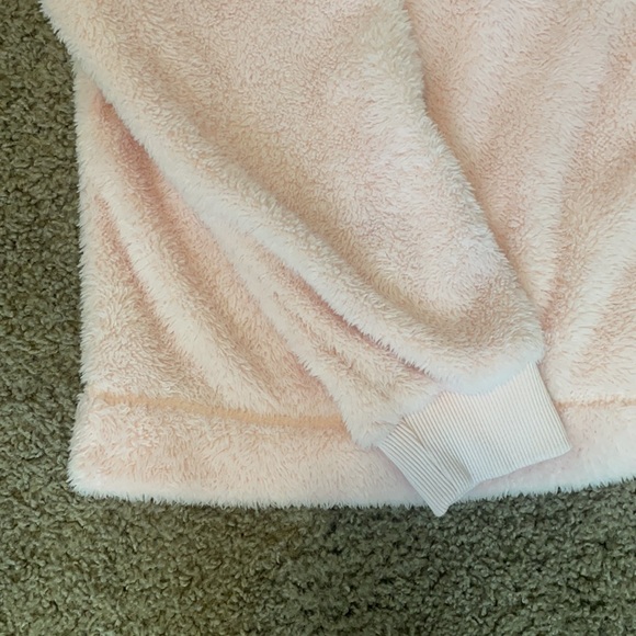 Women’s Gap Sweatshirt - Picture 3 of 3